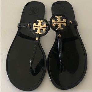 Tory Burch Millers size 8.5.
